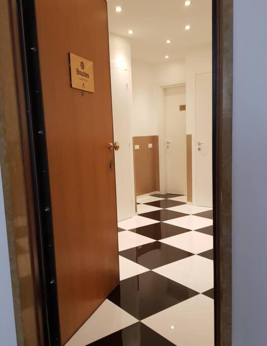 Bsuites Trieste In Centro Storico Con Wifi Appartamento