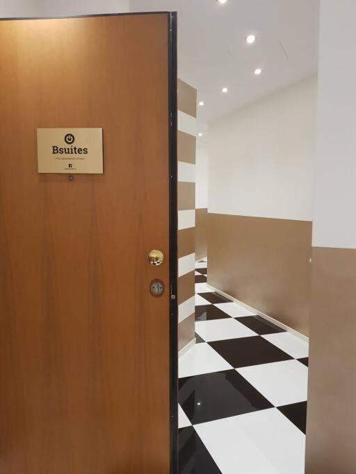 Bsuites Trieste In Centro Storico Con Wifi